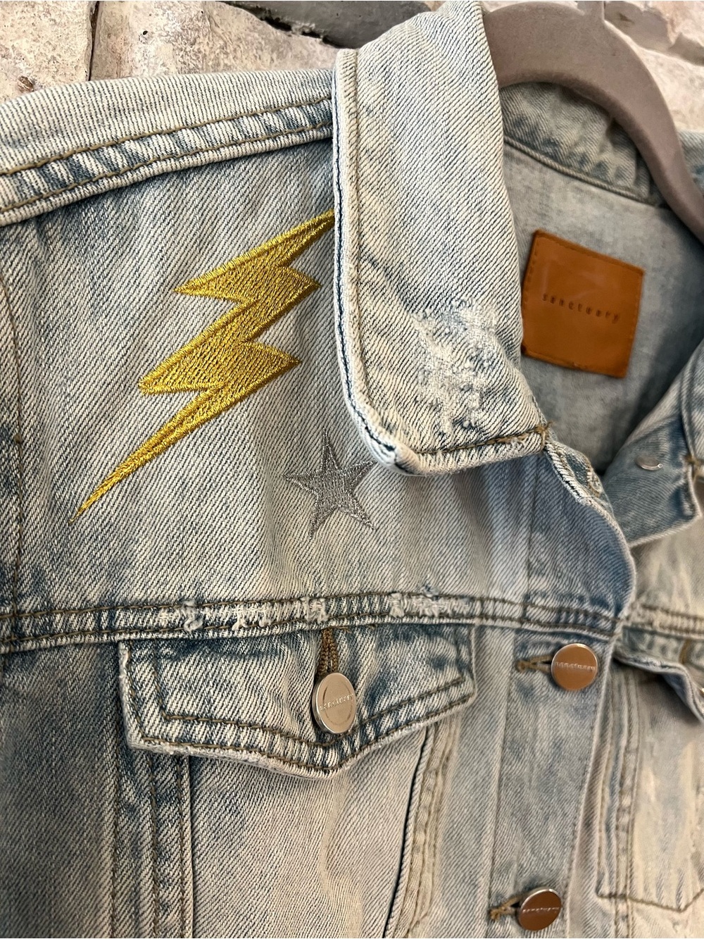Sanctuary Distressed Denim Jacket Size Small Embroidered Celestial Design - Picture 3 of 9